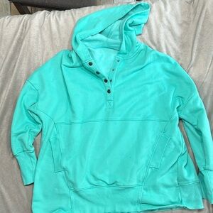 New without tags snap front lounge hoodie